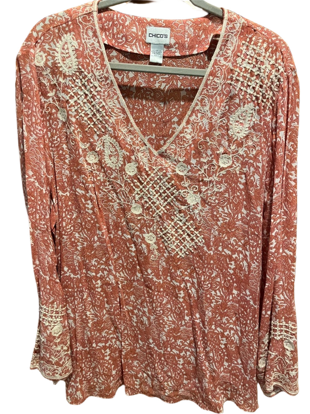 58. WOMENS CHICO’S 3/XL DETAIL TOP